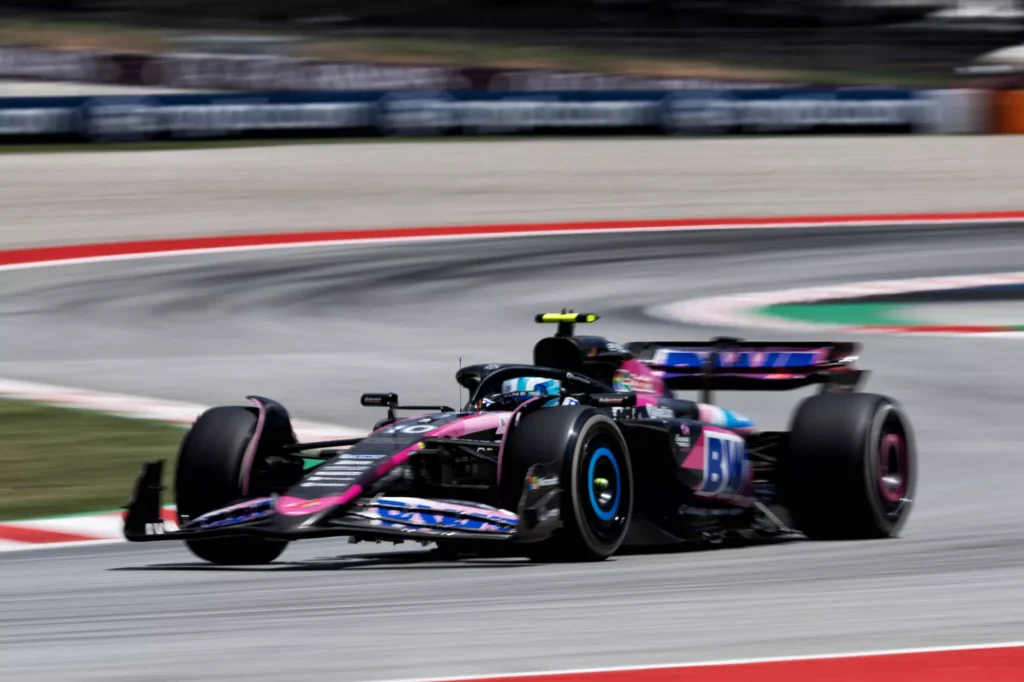 Gasly driving his Alpine into the points at the Spanish Grand Prix 