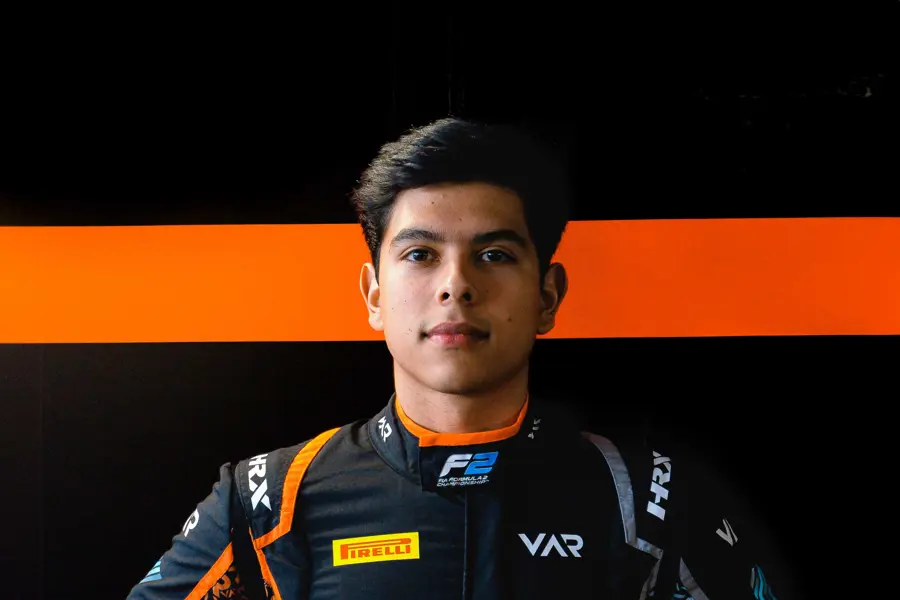 Rafael Villagómez re-signs for Formula 2