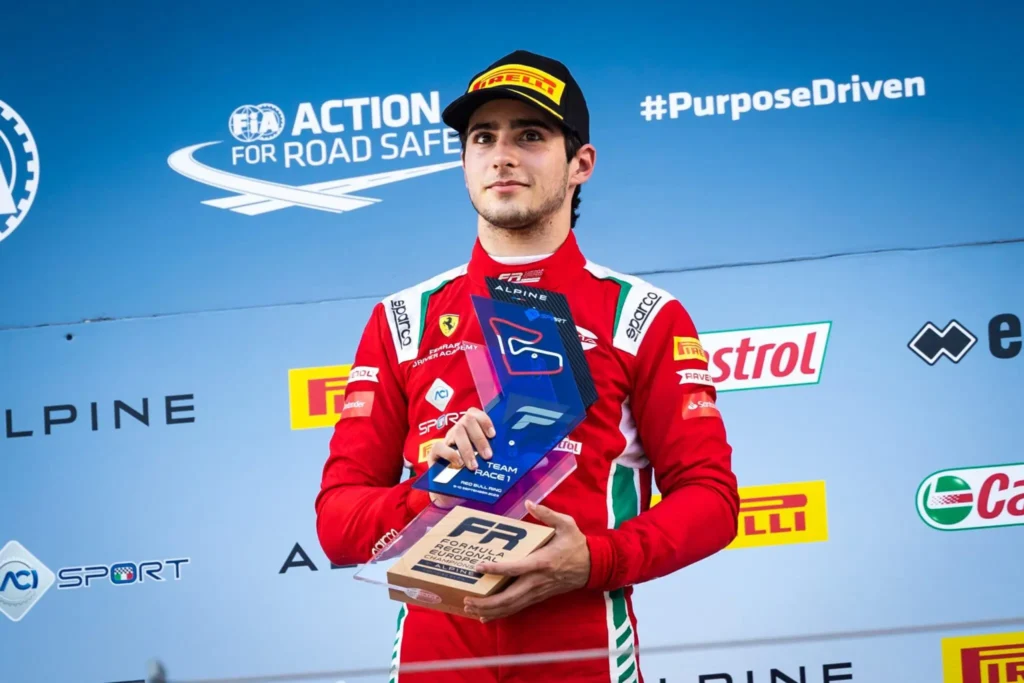 F3 Feature Race | 2025 Australian Grand Prix | Câmara keeps cool