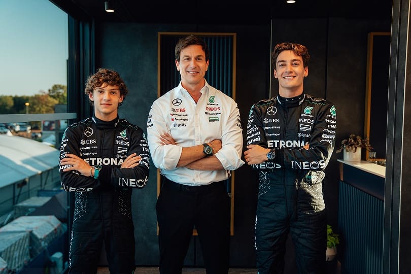 Andrea Kimi Antonelli, Toto Wolff and George Russell - Mercedes-AMG Petronas Formula 1 Team press release photo for the announcement of Antonelli driving for the team in 2025