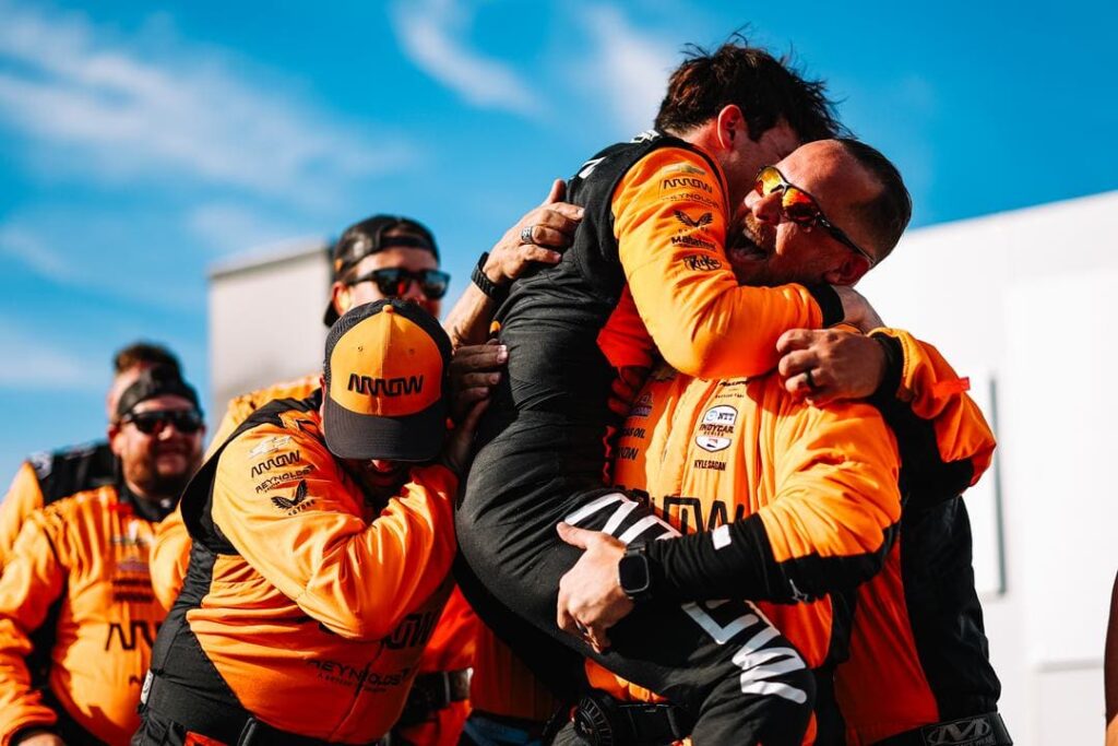 Pato O'Ward wins in Iowa