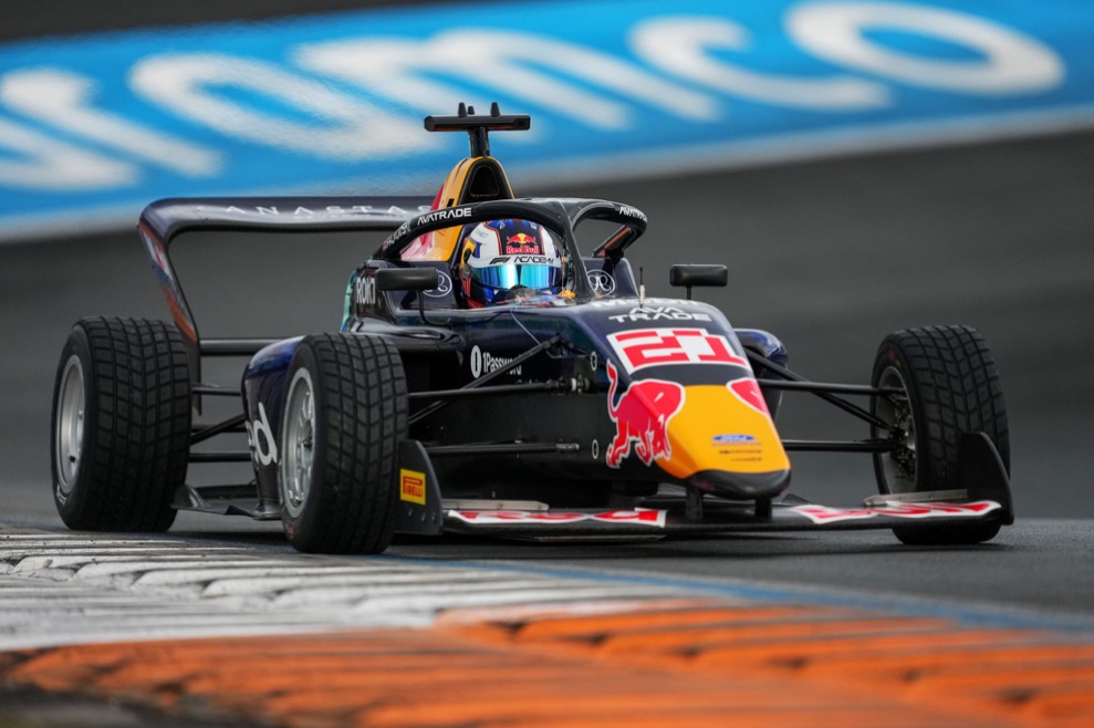 F1 Academy Qualifying |     2026 Dutch Grand Prix | Alisha Palmowski claims pole in an ever-changing session