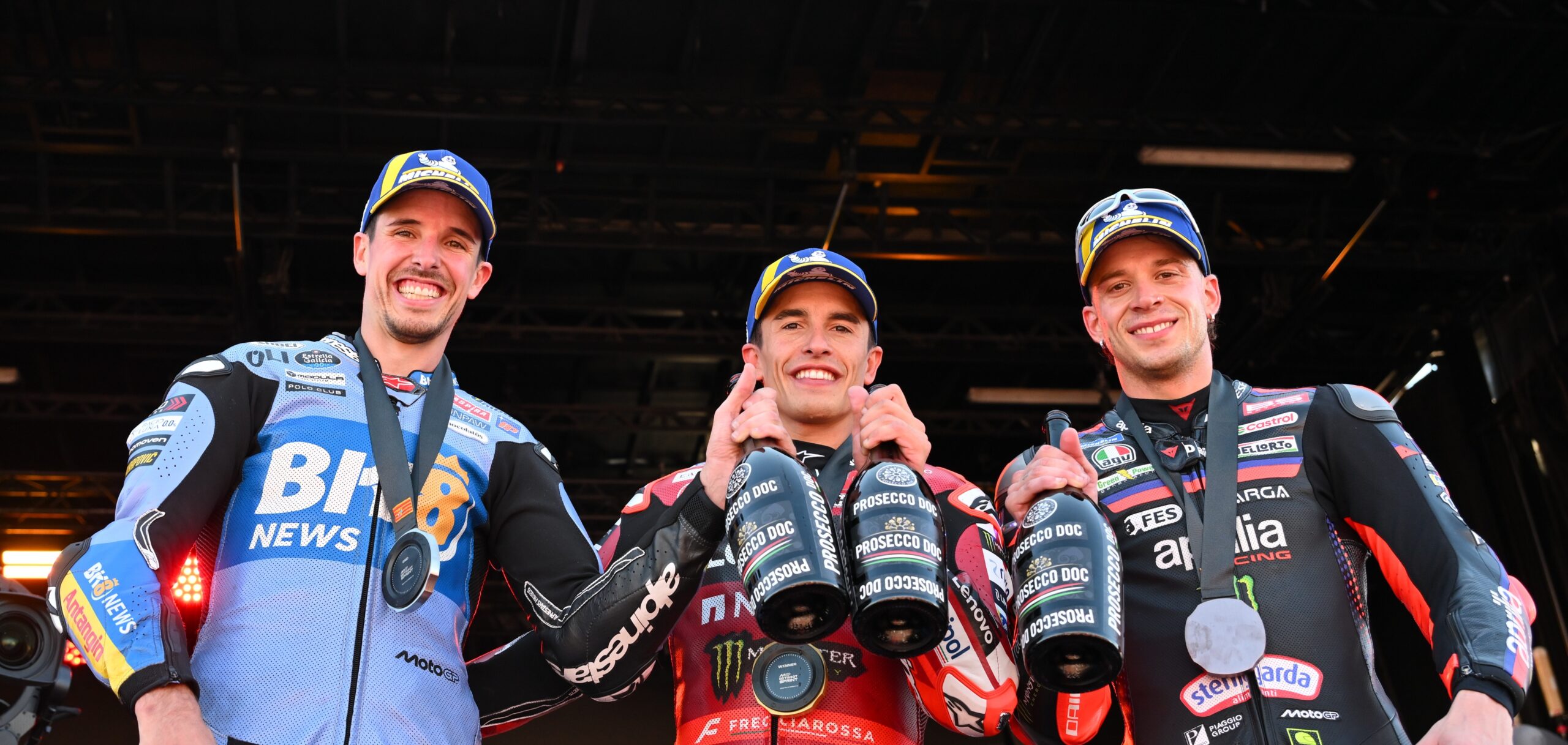 MotoGP | Aragón Sprint | Marc Márquez Excels As Álex and Bezzecchi Complete Podium