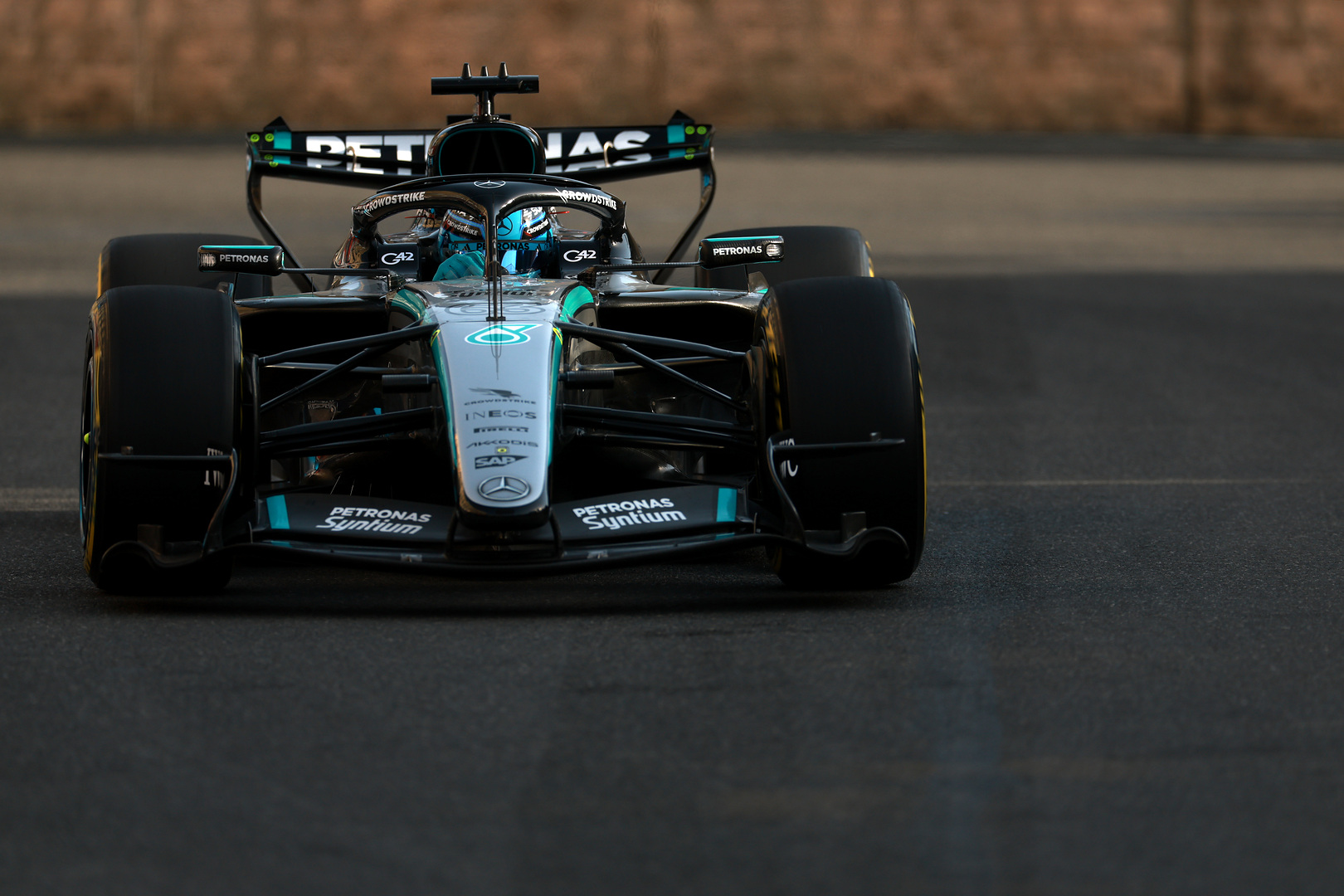 F1 Qualifying | 2026 Azerbaijan Grand Prix | Russell Dominates for Pole